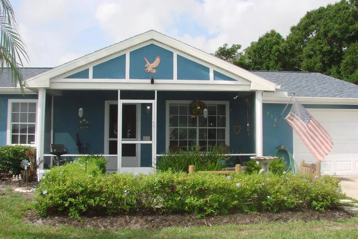 410 SW Eastport Circle, Port St. Lucie FL 34953