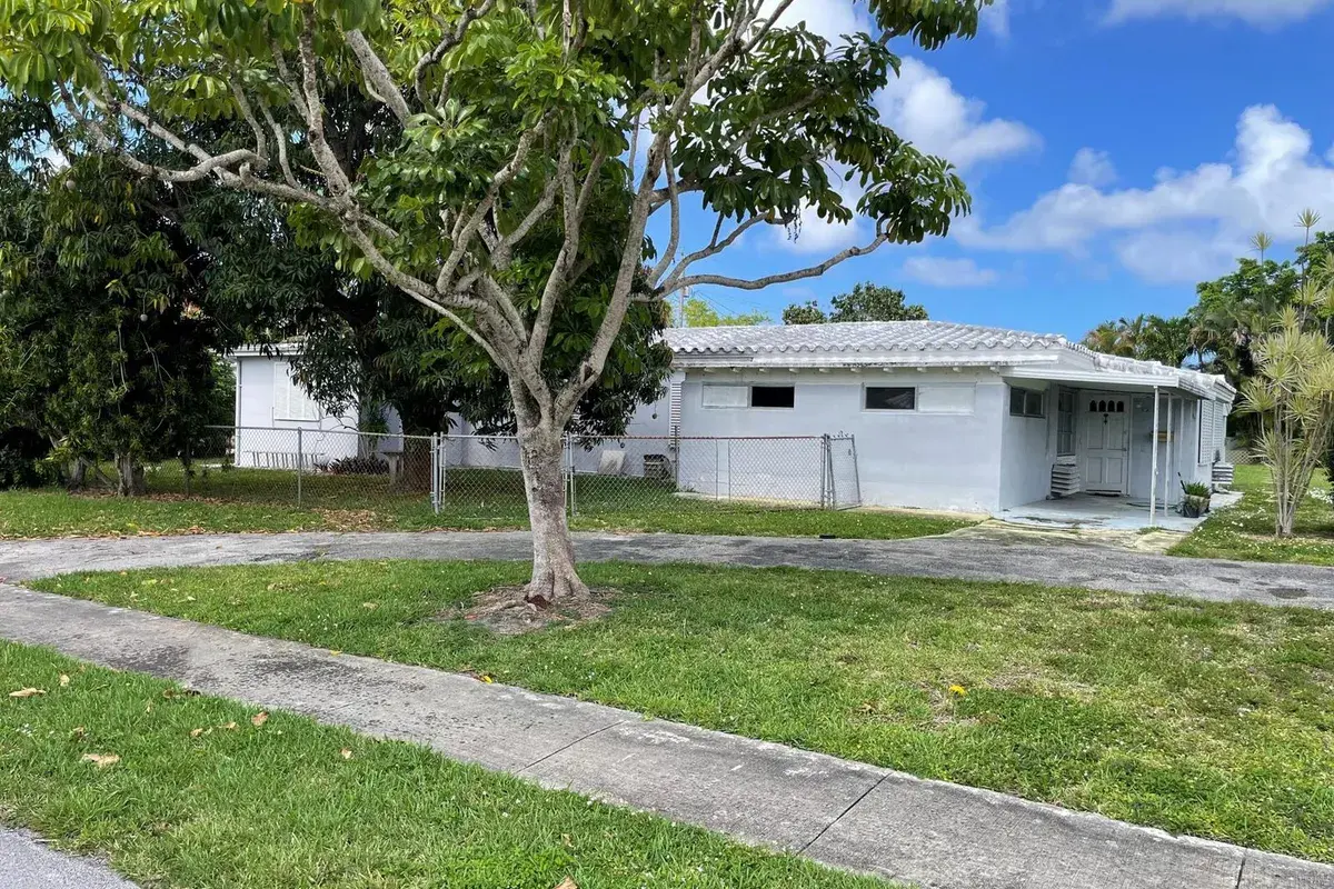 1301 NE 180th Street, North Miami Beach FL 33162