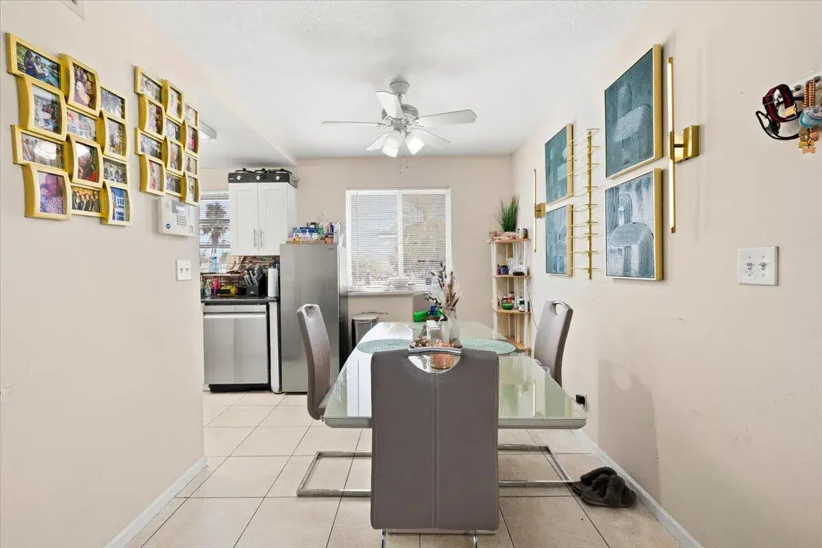1905 Lake Worth Road, FL 33461