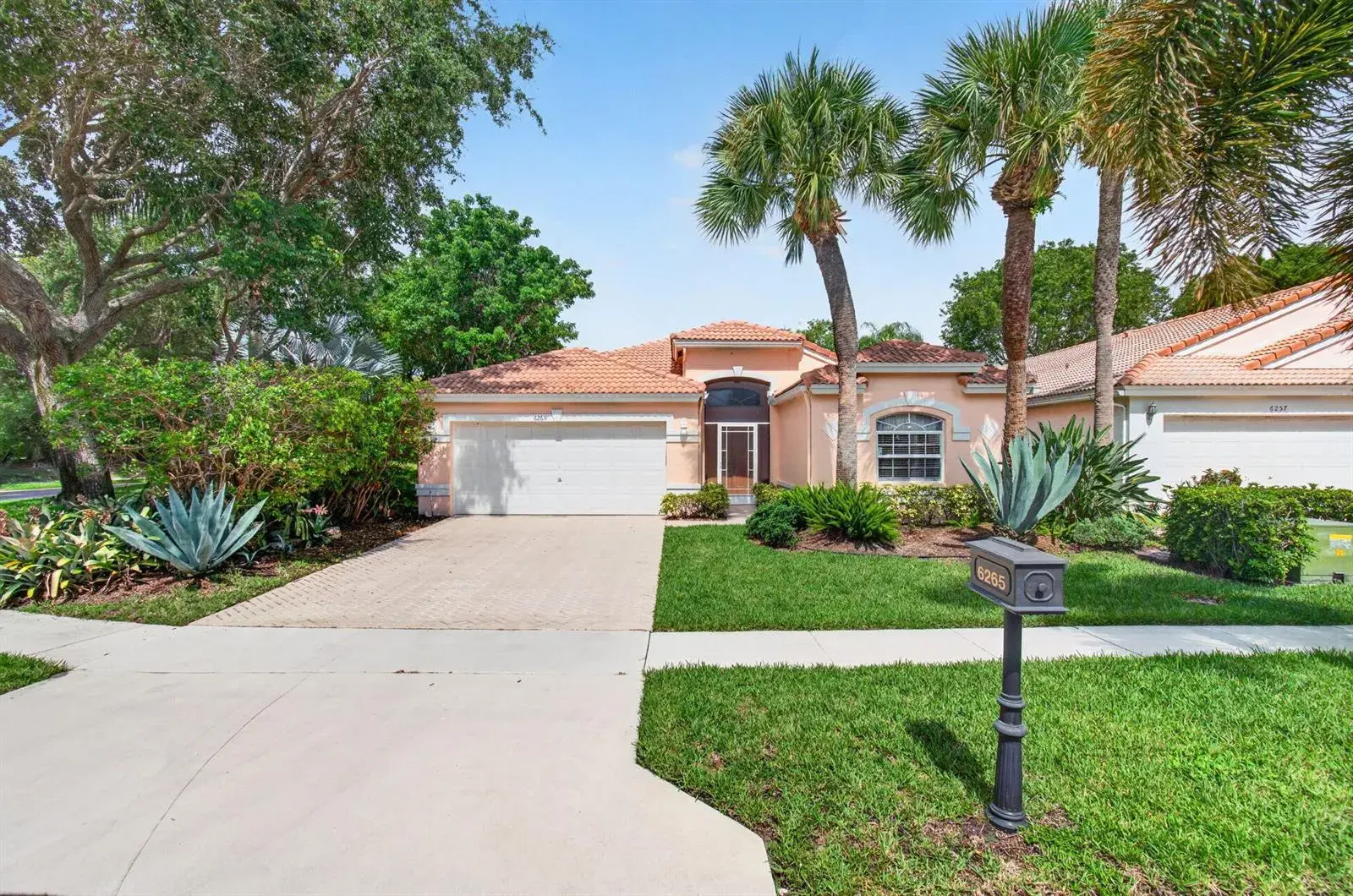 6265 Coral Reef Terrace, Boynton Beach FL 33437
