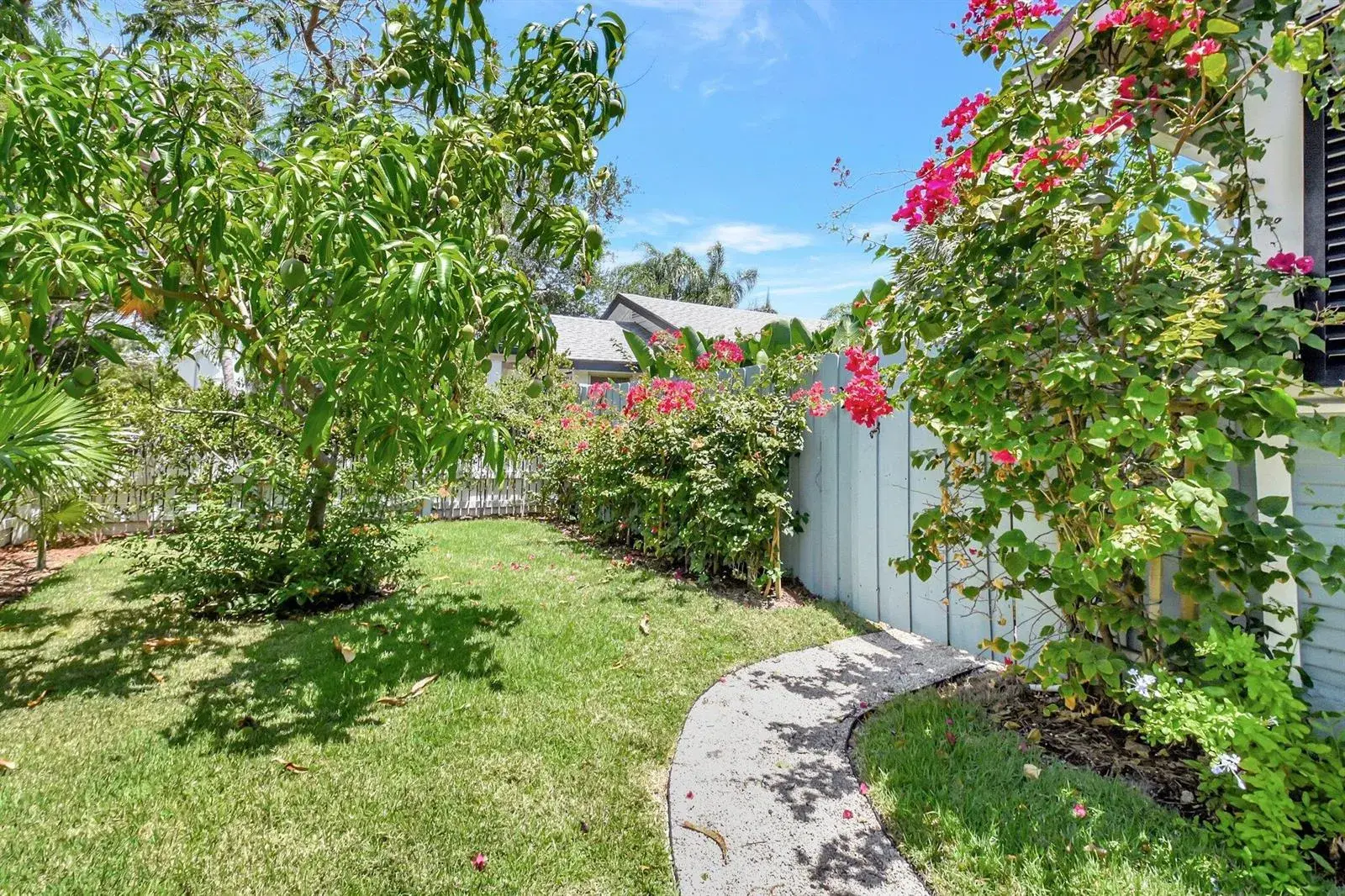 220 S L Street, FL 33460