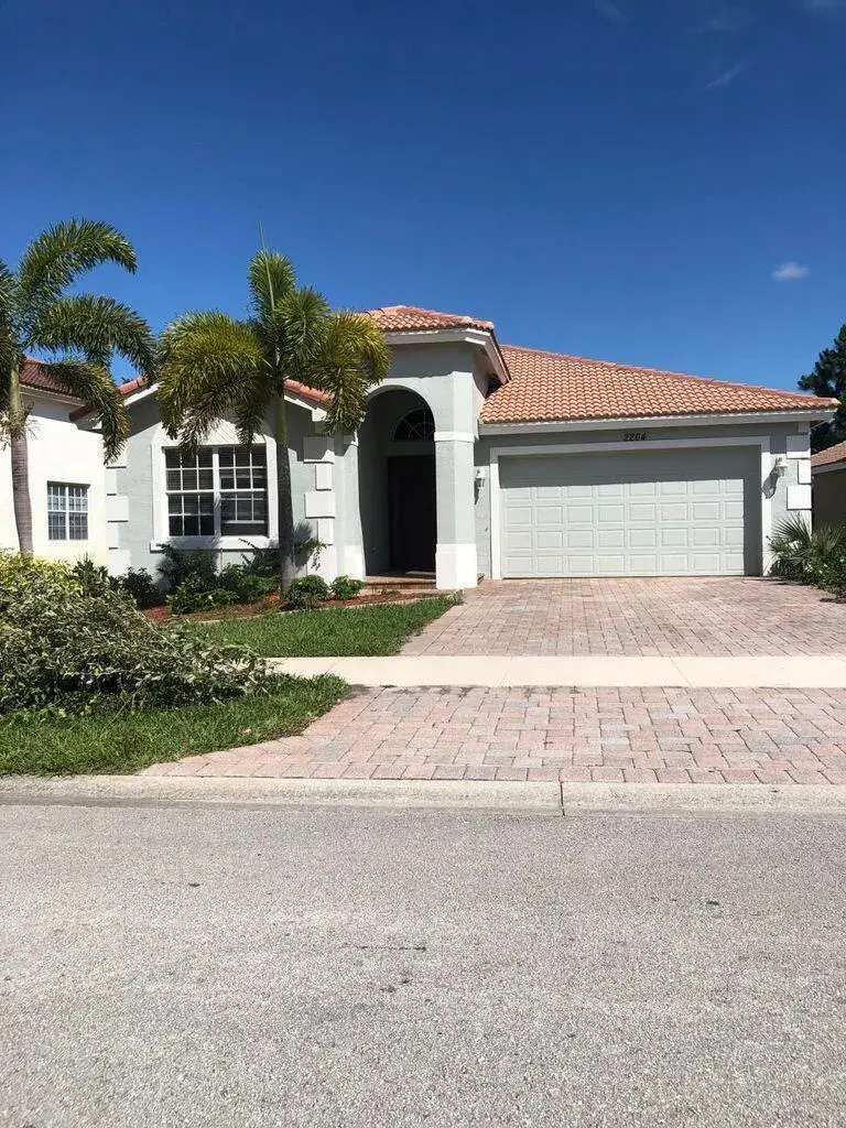 2264 Newport Isles Boulevard, Port St. Lucie FL 34953