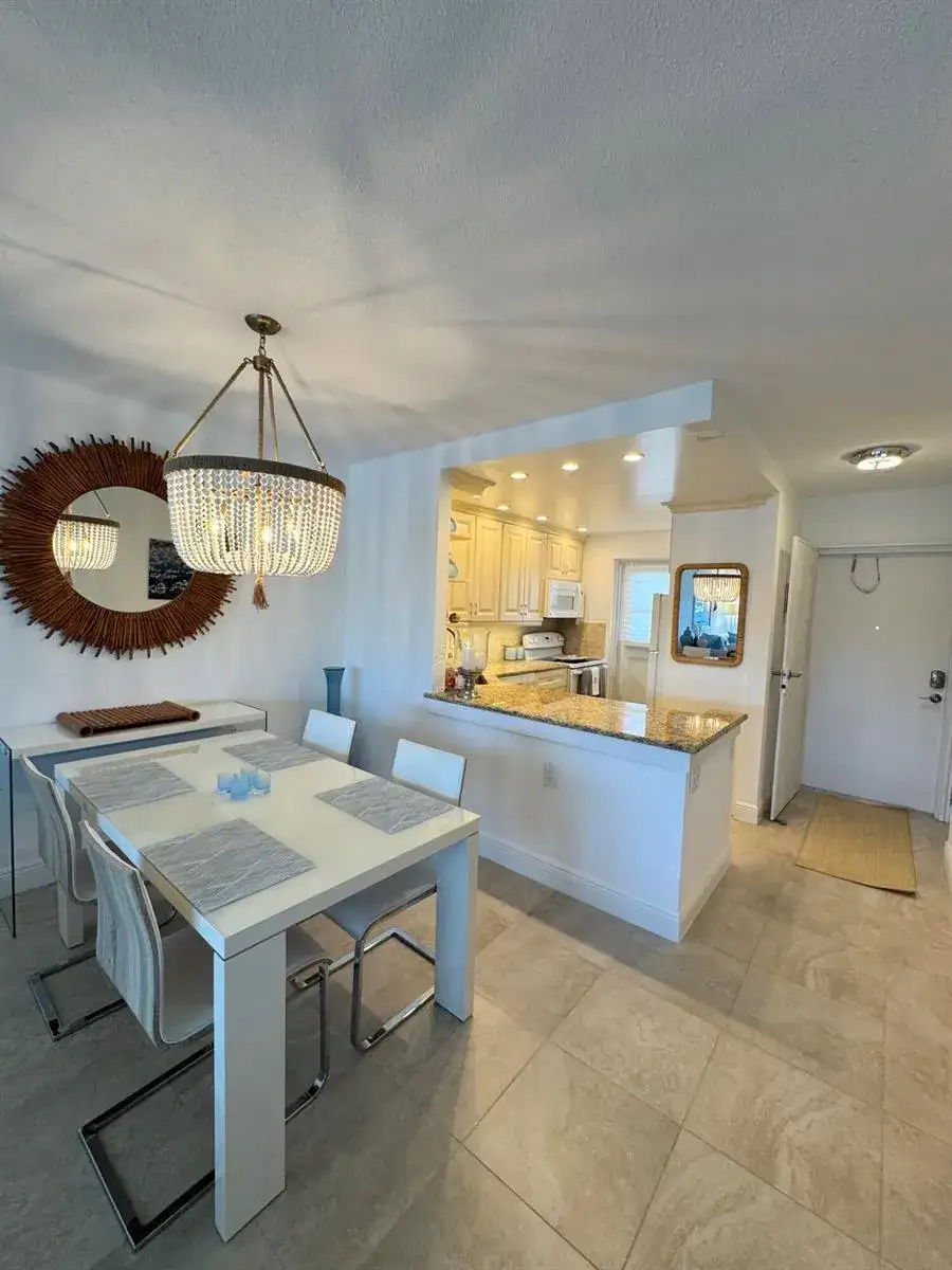 390 N Federal Highway # 203, Deerfield Beach FL 33441 photo 4
