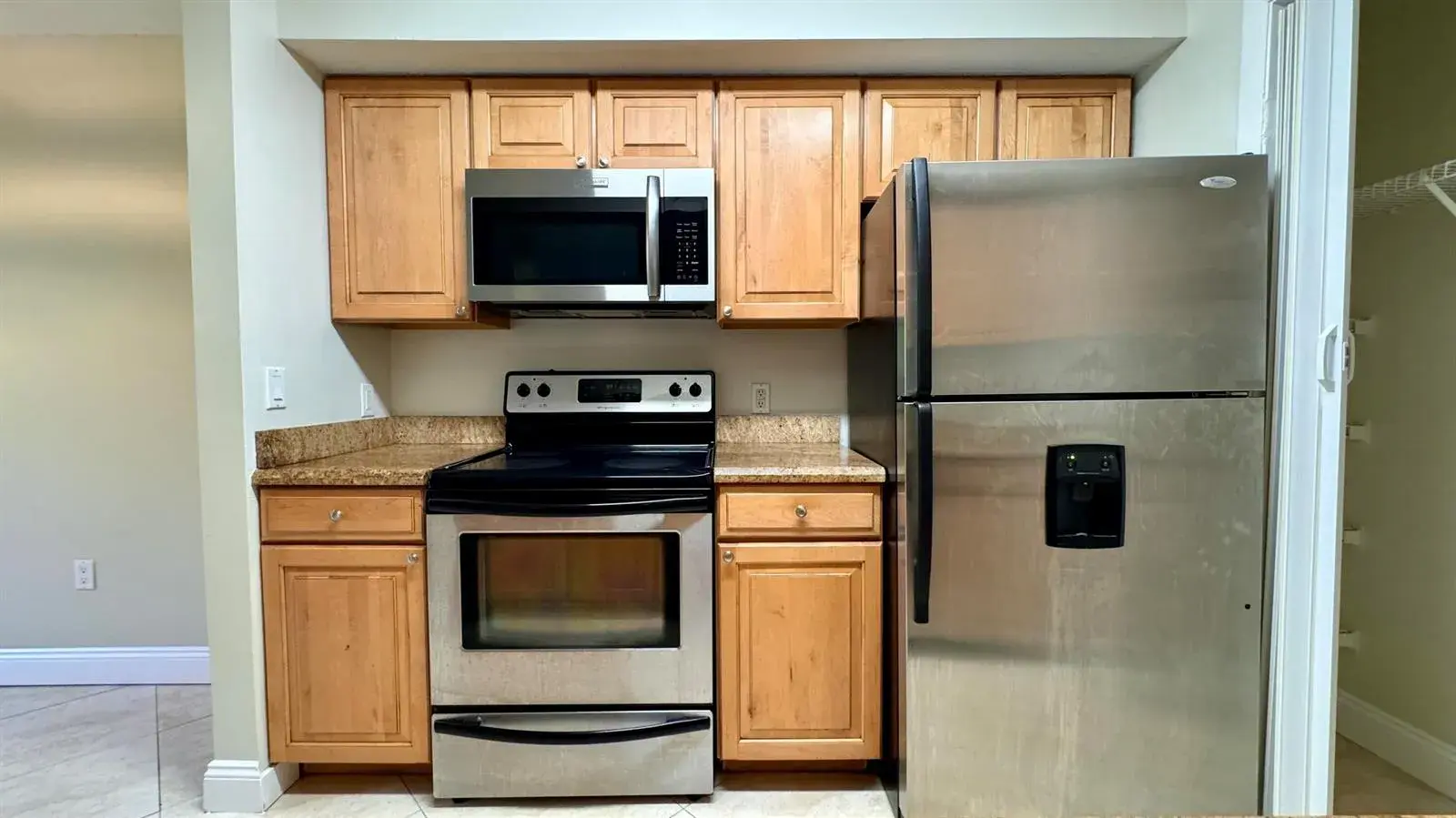 815 W Boynton Beach Boulevard # 105, Boynton Beach FL 33426