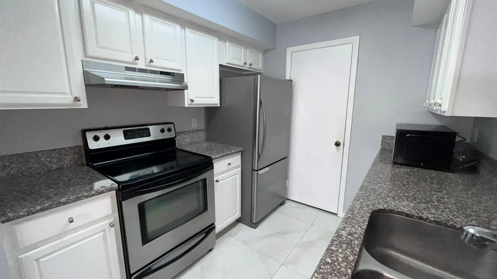 815 W Boynton Beach Boulevard # 107, Boynton Beach FL 33426