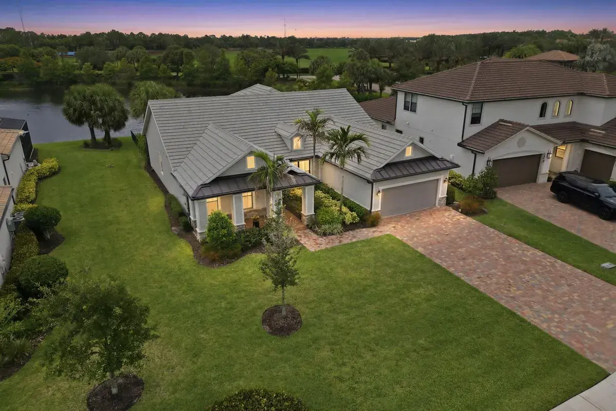 208 Sonoma Isles Circle, Jupiter FL 33478
