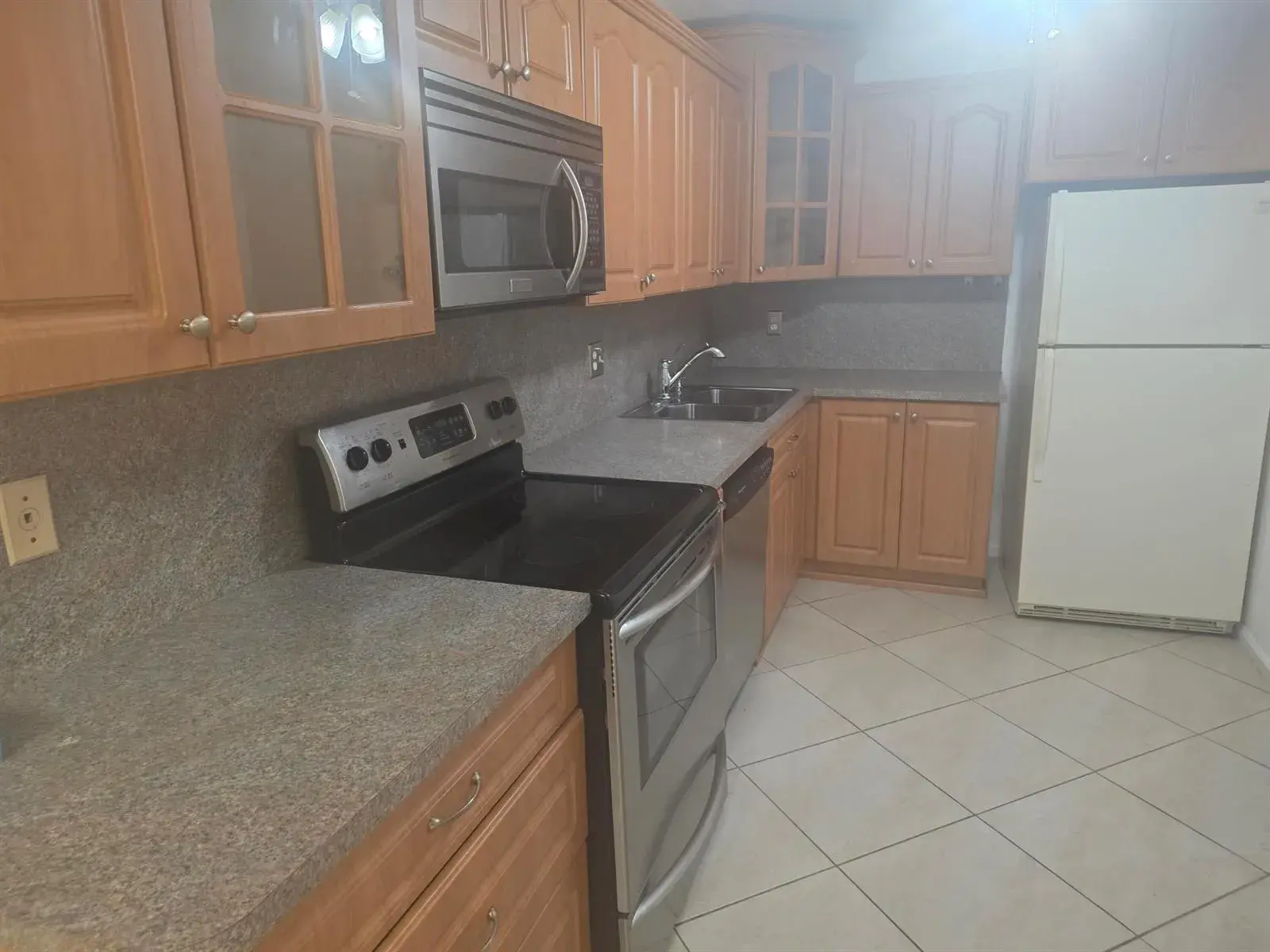 959 SE 2nd Avenue Unit 214, Deerfield Beach FL 33441