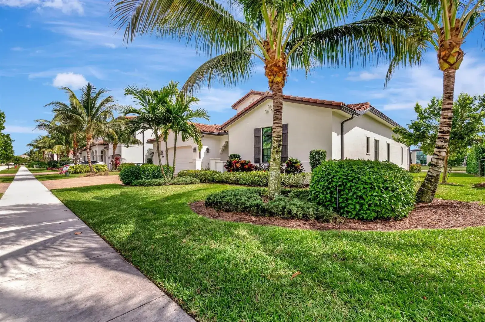 8212 Grand Prix Lane, Boynton Beach FL 33472 photo 2