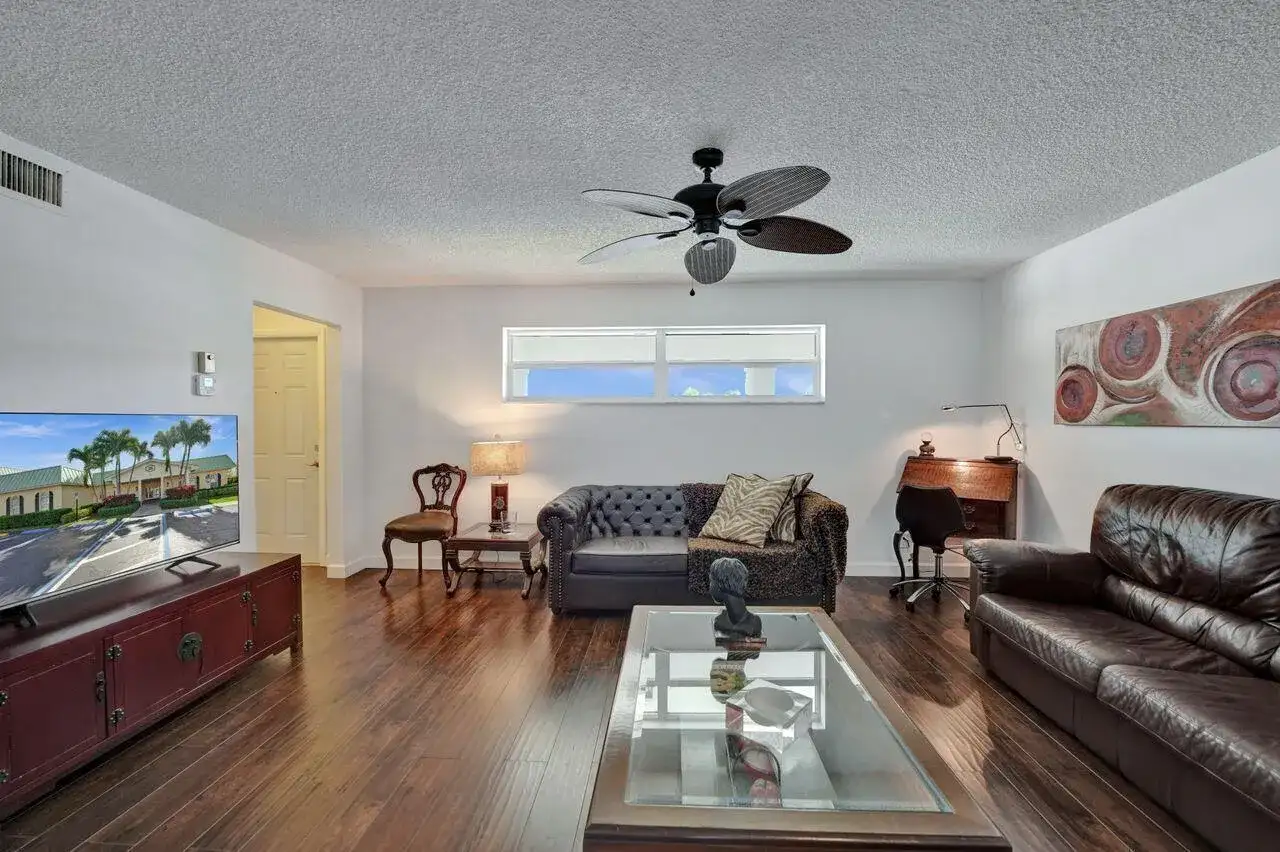 35 Colonial Club Drive # 203, Boynton Beach FL 33435 photo 5