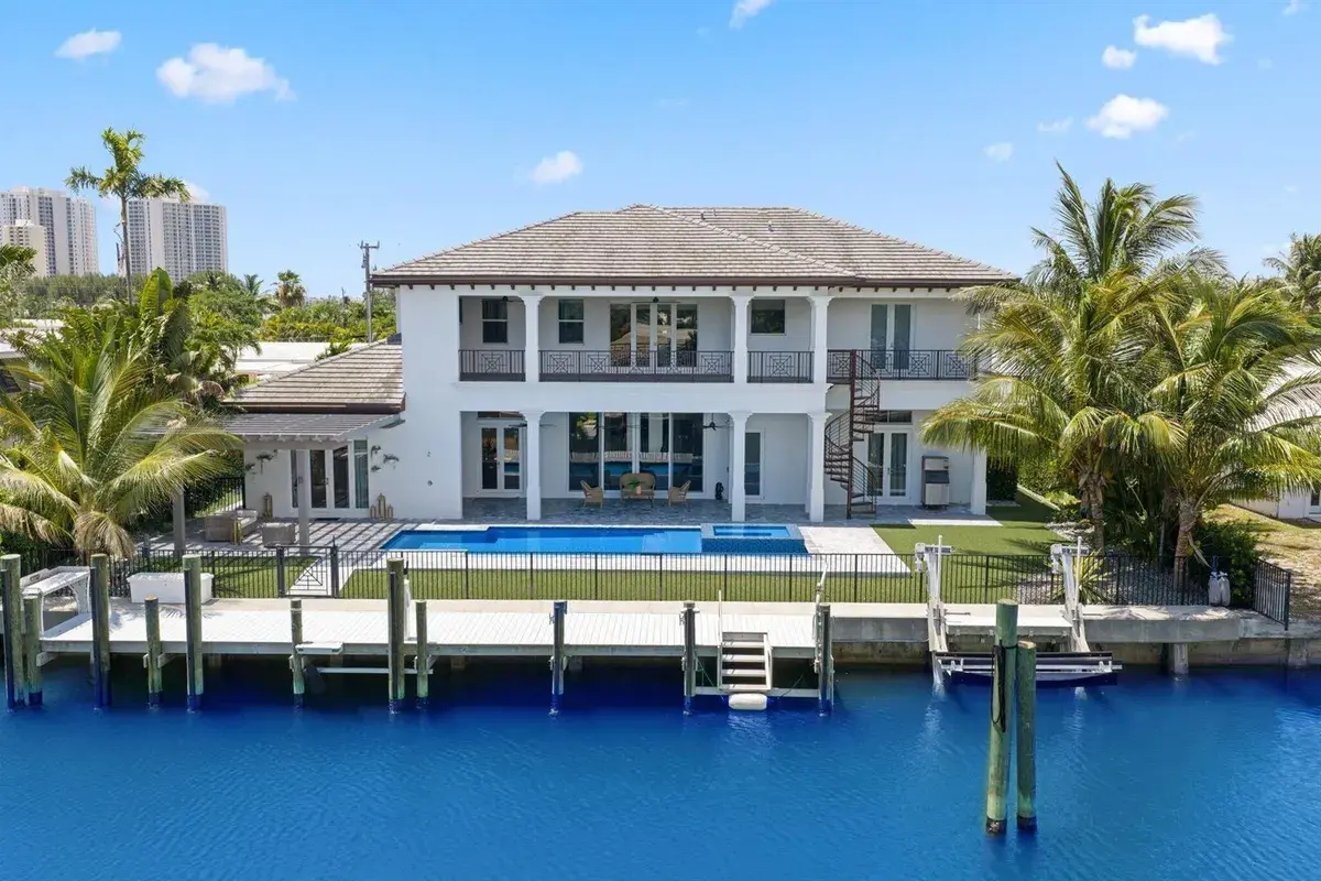 1200 Bimini Lane, Singer Island FL 33404