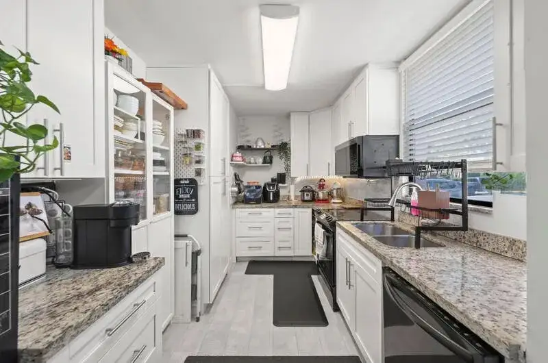8421 Forest Hills Drive # 104, Coral Springs FL 33065