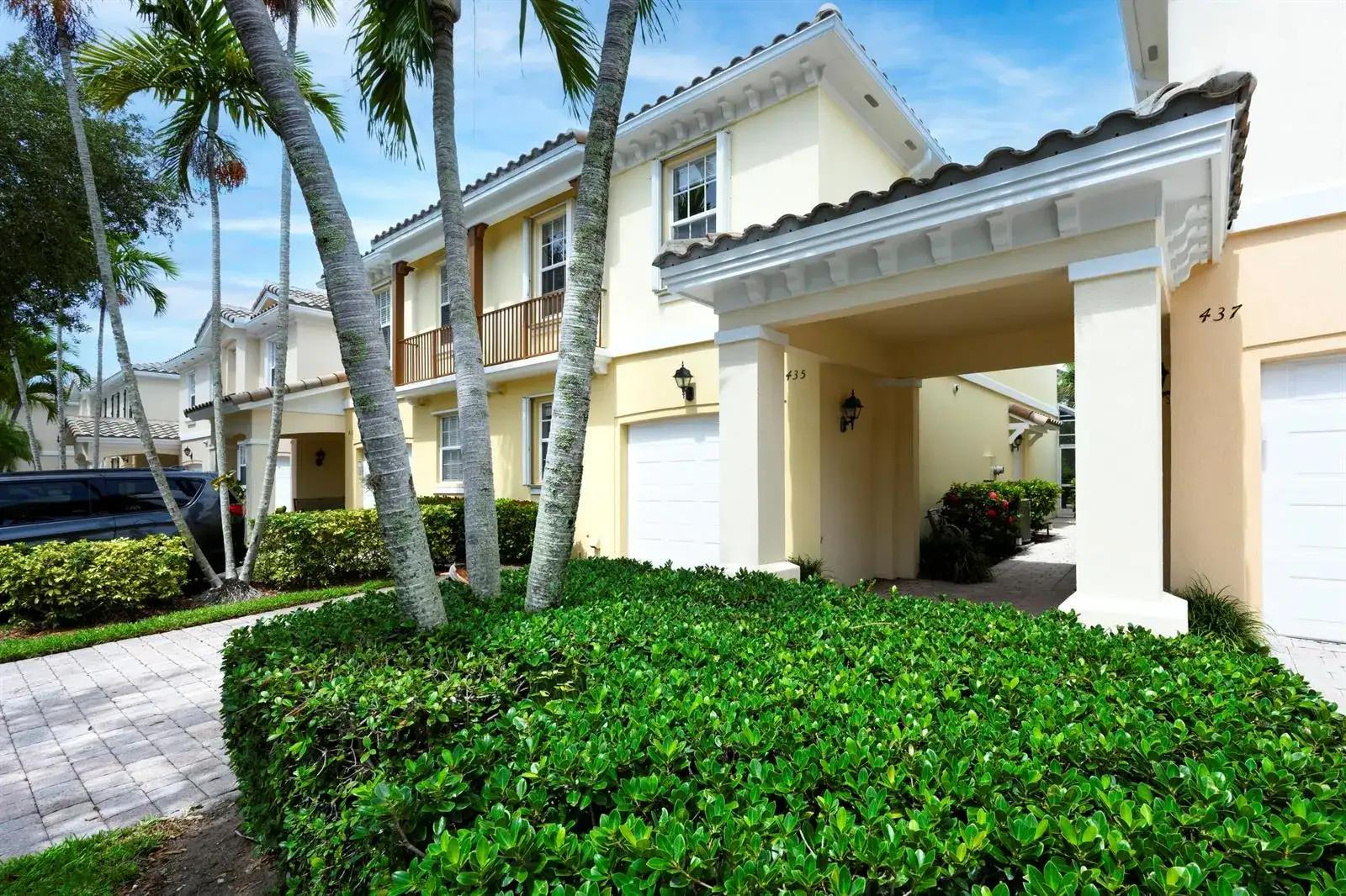 435 Capistrano Drive, Palm Beach Gardens FL 33410 photo 2