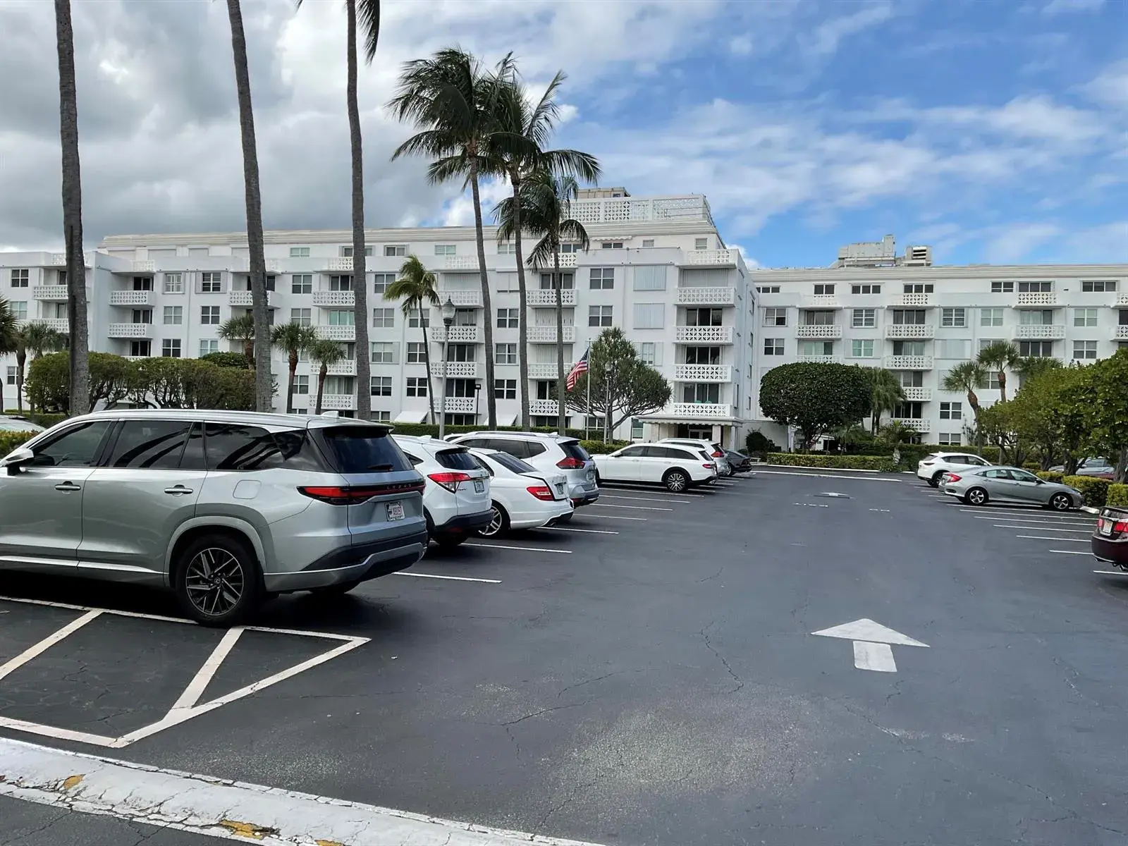 2840 S Ocean Boulevard # 4090, Palm Beach FL 33480