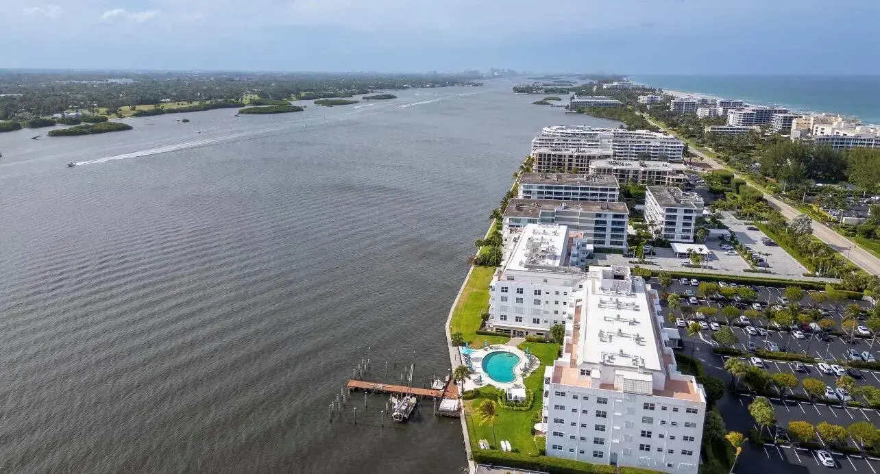 2840 S Ocean Boulevard # 4090, Palm Beach FL 33480