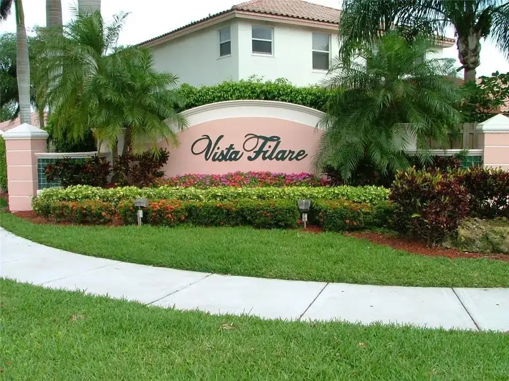 245 Via Milan Terrace, Davie FL 33325 photo 5
