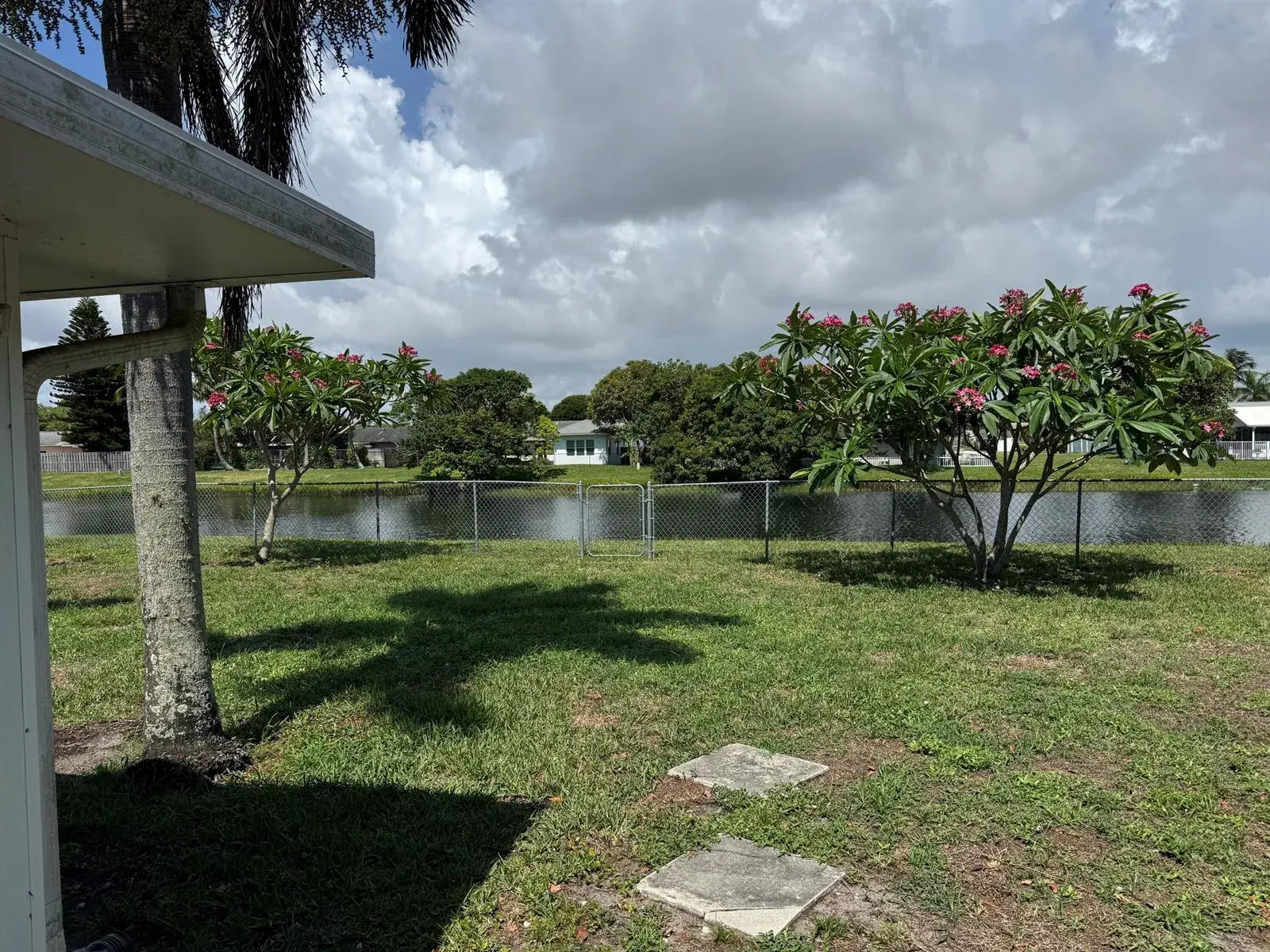 8095 W Saint John Avenue W, Boynton Beach FL 33472