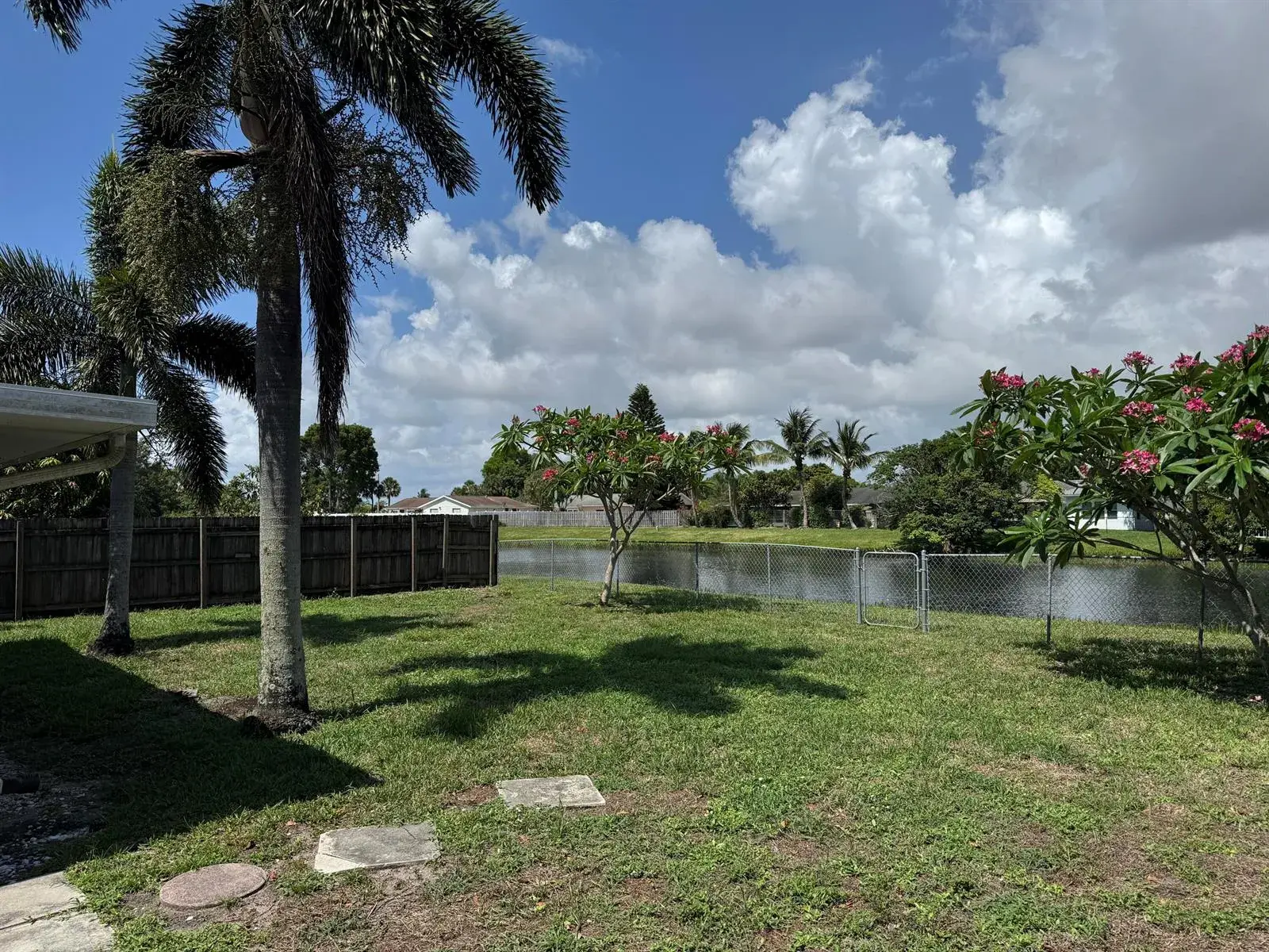 8095 W Saint John Avenue W, Boynton Beach FL 33472