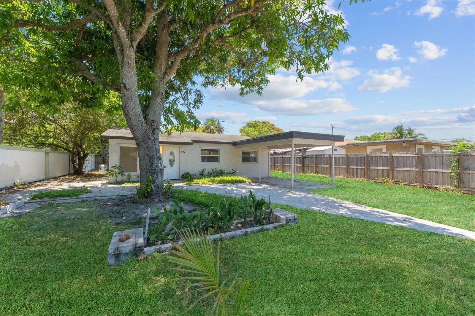 441 NW 1st Way, Deerfield Beach FL 33441