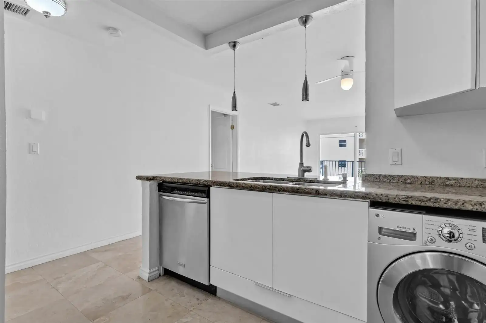 677 NE 24th Street # 504, Miami FL 33137 photo 5