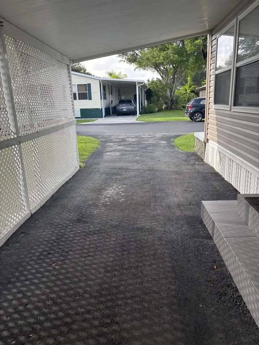4530 NW 68th Court, Coconut Creek FL 33073 photo 4