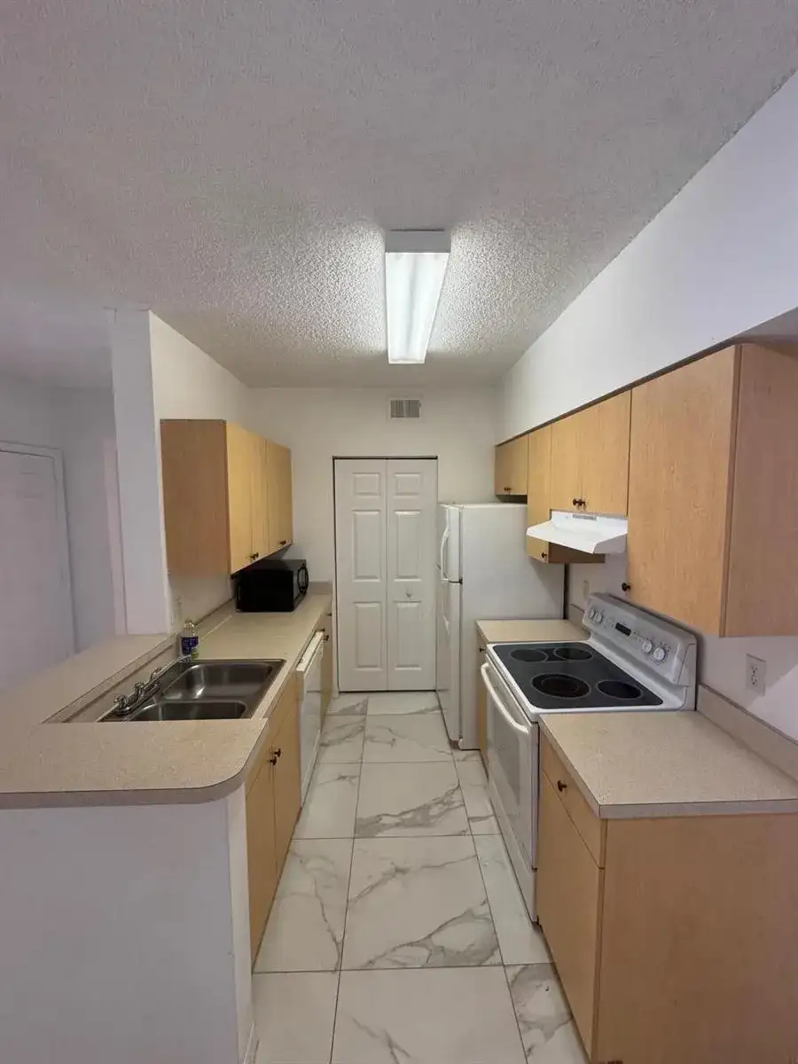 10330 Fox Trail Road S # 1206, West Palm Beach FL 33411 photo 5