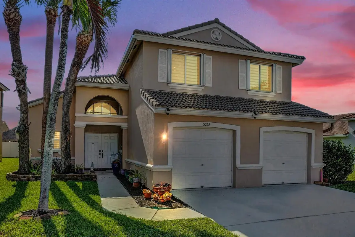5222 Prairie Dunes Village Circle, Lake Worth FL 33463