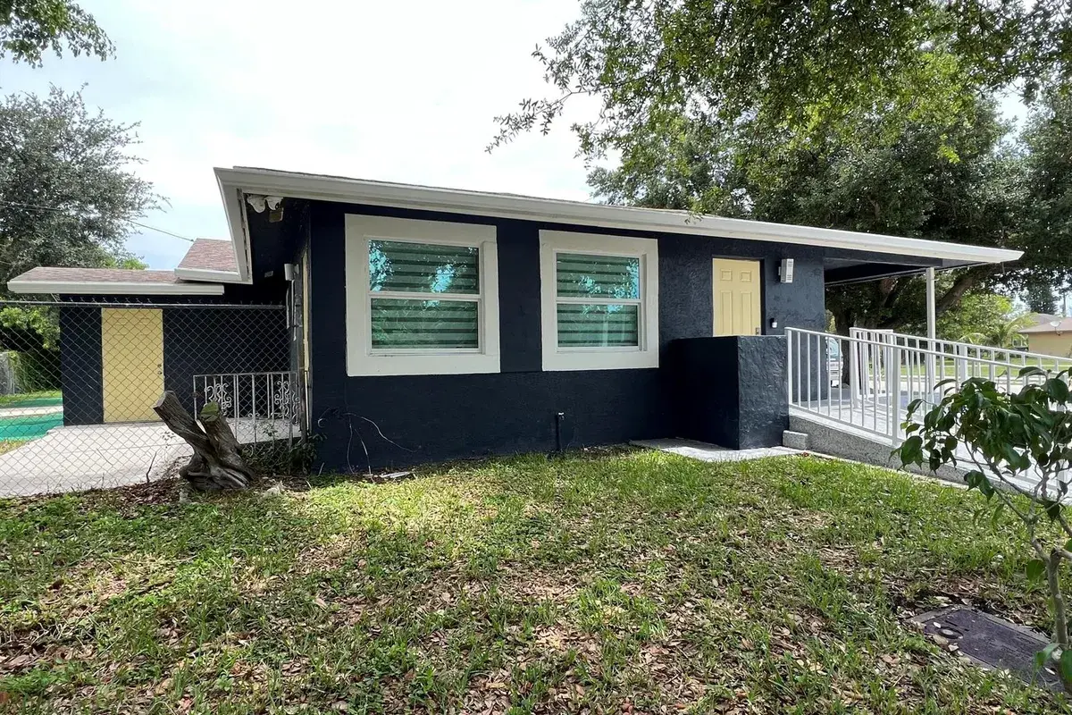 601 NW 2nd Street, Delray Beach FL 33444