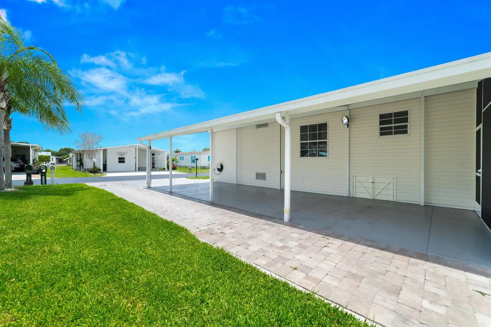 1637 SW 35th Circle, Okeechobee FL 34974 photo 3