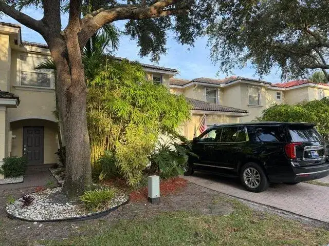 13428 Georgian Court, Wellington FL 33414 photo 2