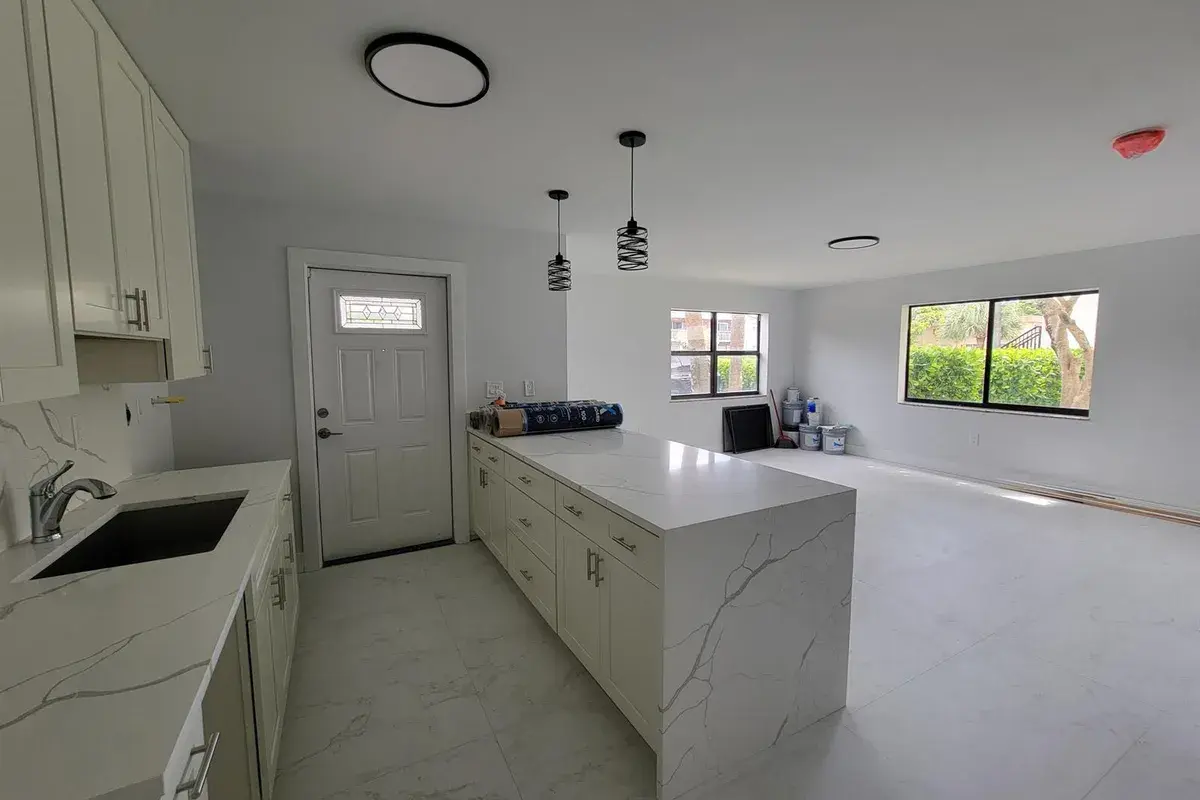 240 SW 7th Street # 9, Boca Raton FL 33432