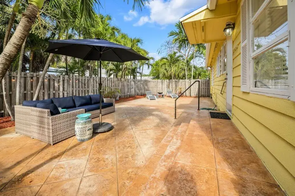 813 SE 14th Court, Fort Lauderdale FL 33316