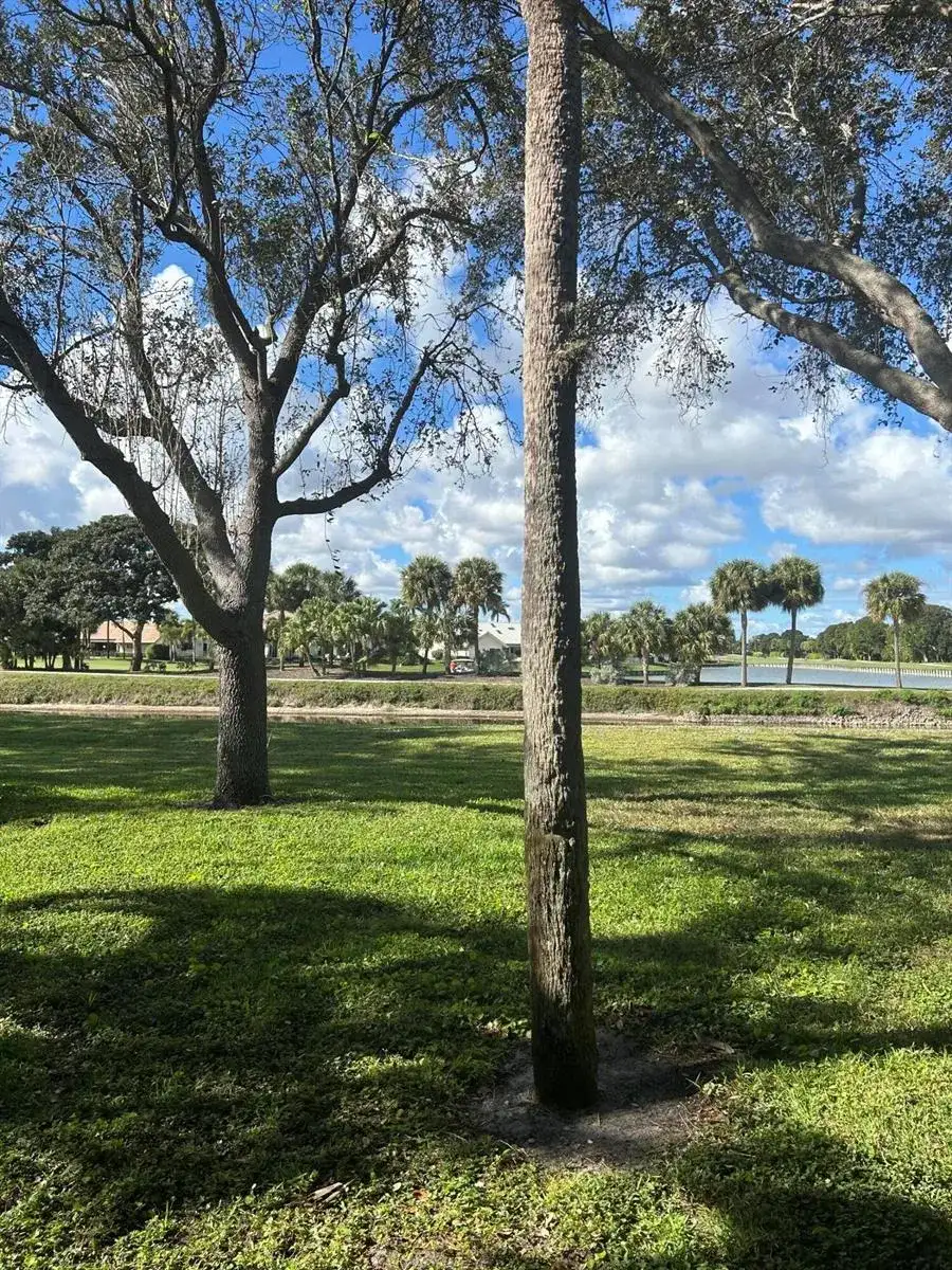 2900 SW 22nd Circle # 221d, Delray Beach FL 33445 photo 2