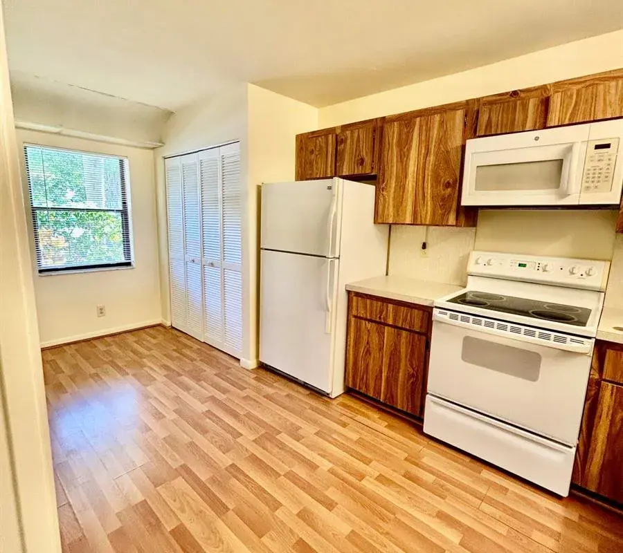 2900 SW 22nd Circle # 221d, Delray Beach FL 33445