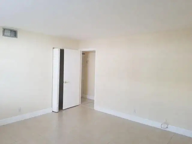 720 N Dixie Highway # 202, Lantana FL 33462 photo 5