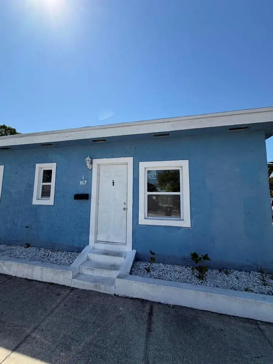 1117 3rd Avenue N # 1, FL 33460 photo 3