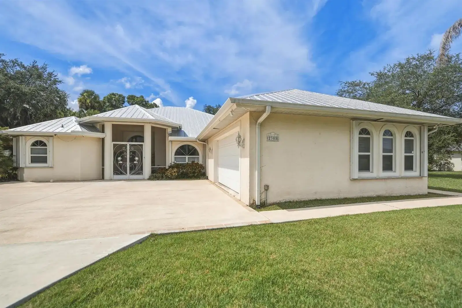 2305 Winding Creek Lane, Fort Pierce FL 34981 photo 4