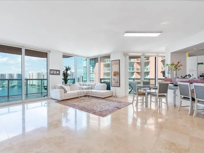 3370 SW Hidden Bay Drive # 2409, Aventura FL 33180