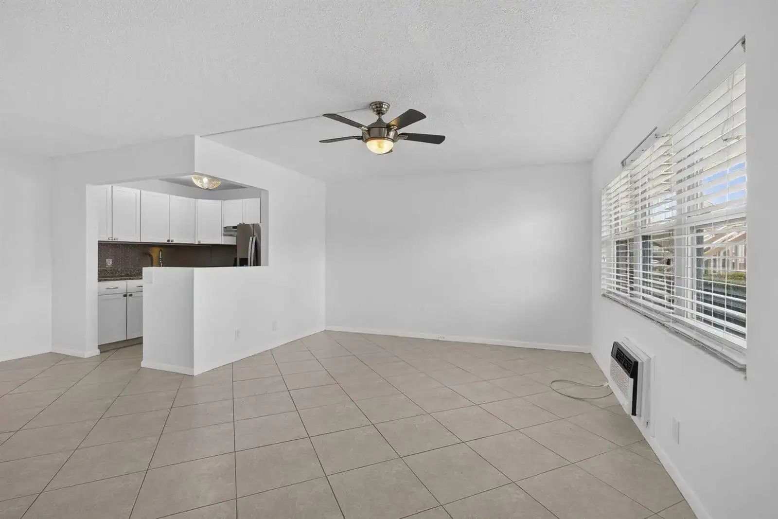 127 Chatham F, West Palm Beach FL 33417 photo 5