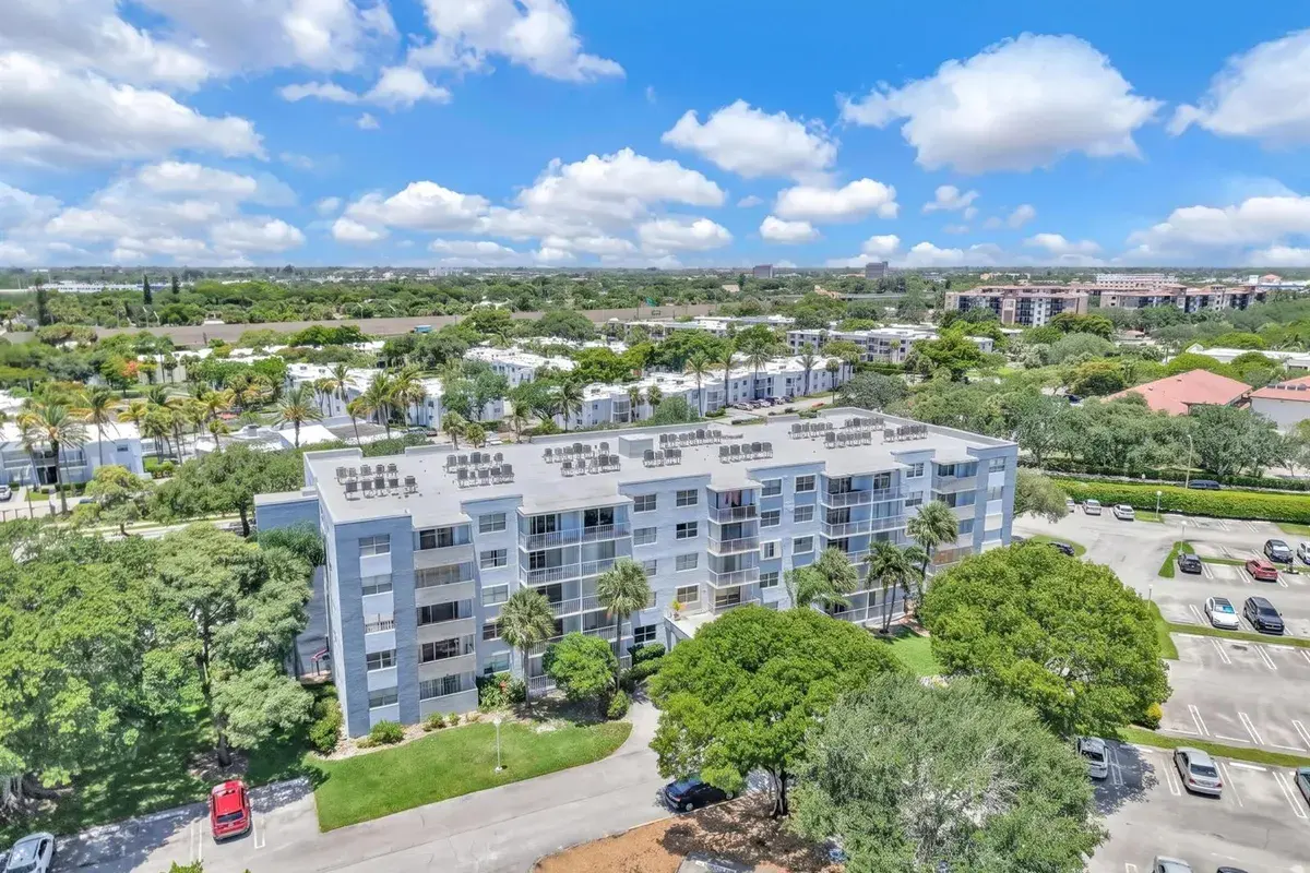 500 Executive Center Drive # 3i, West Palm Beach FL 33401