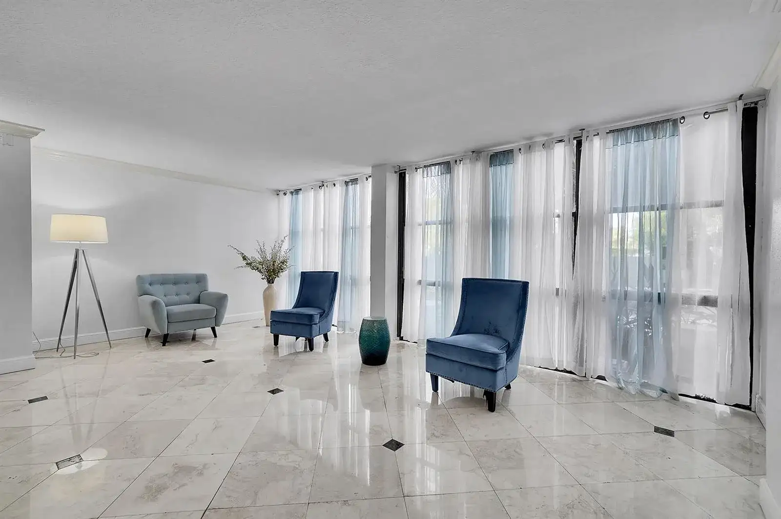 1000 Parkview Drive # 306, Hallandale Beach FL 33009 photo 3