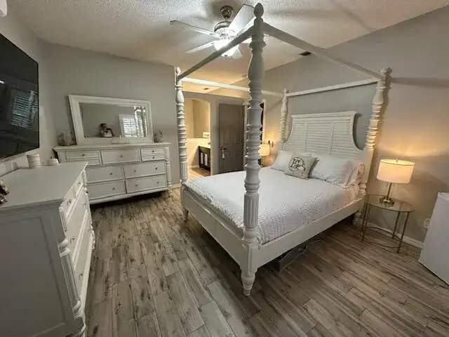 261 SW De Gouvea Terrace, Port St. Lucie FL 34984 photo 3