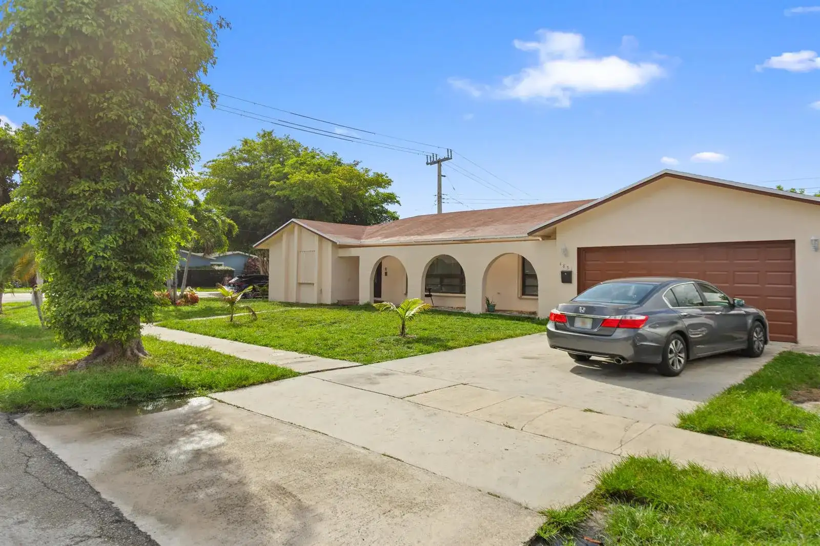 4851 NW 17th Street, Lauderhill FL 33313 photo 2