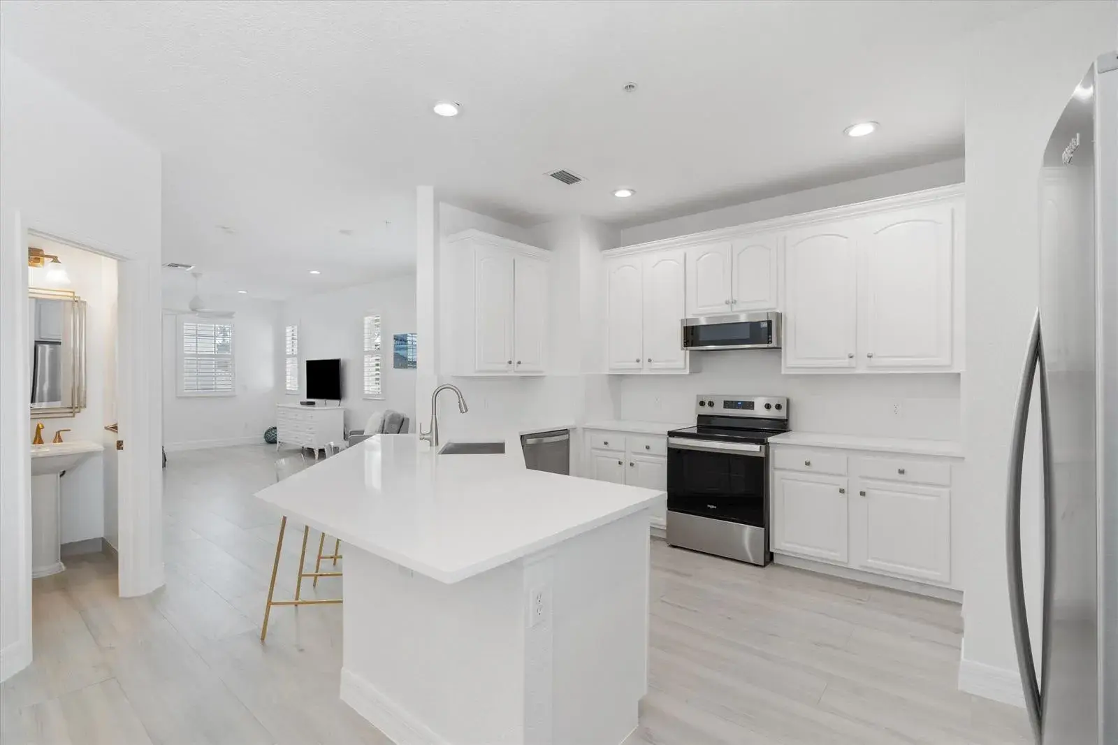 295 NE 5th Avenue # 32, Delray Beach FL 33483