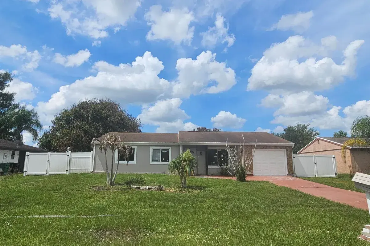 252 SW Cherryhill Road, Port St. Lucie FL 34953