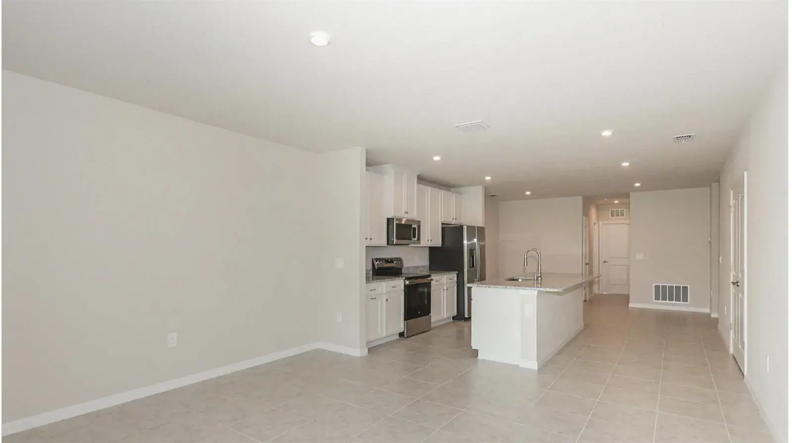 9611 SW Libertas Way, Port St. Lucie FL 34987