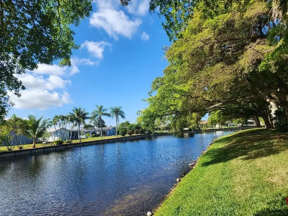7630 Westwood Drive # 328, Tamarac FL 33321 photo 4