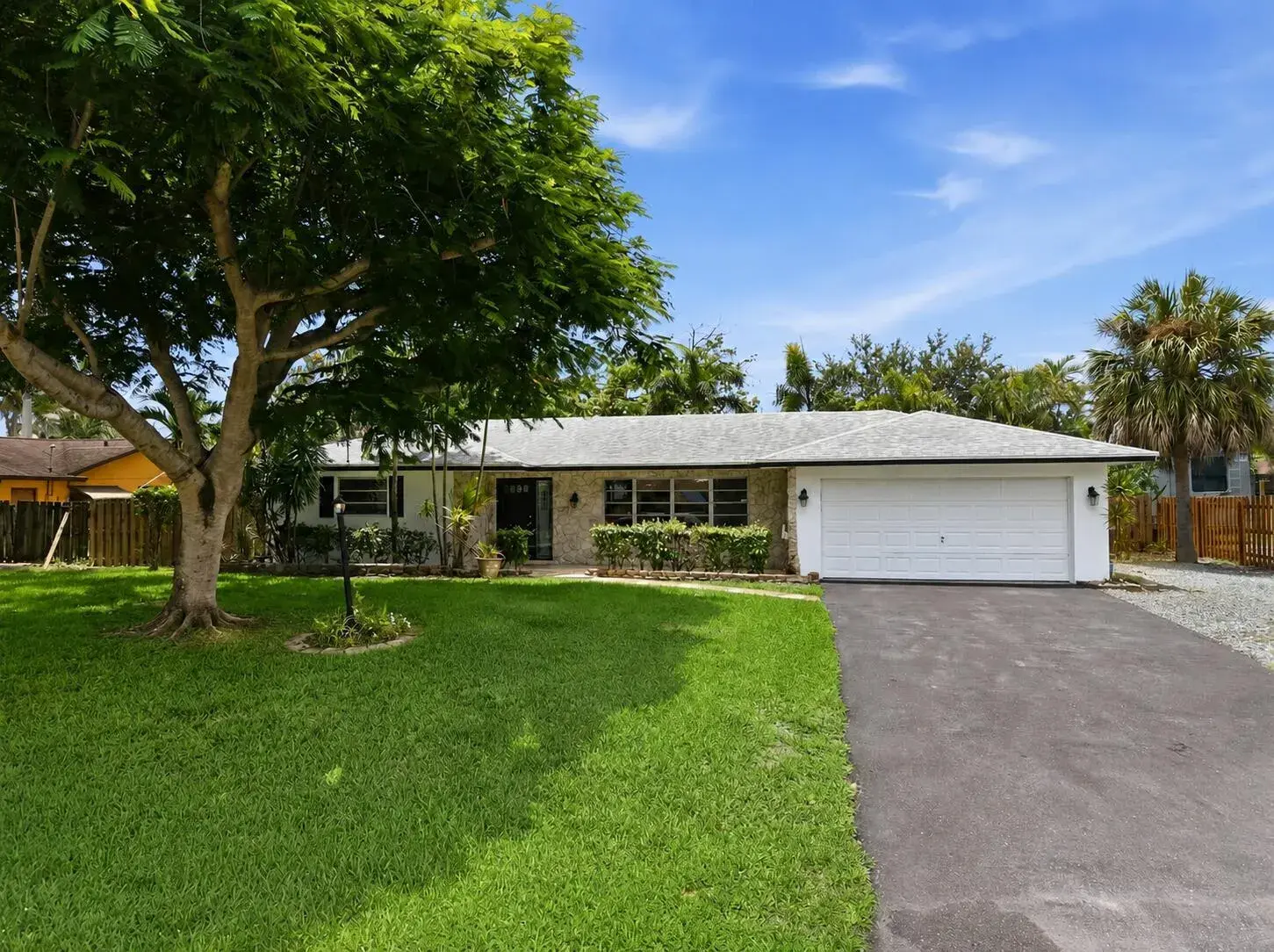 31 W Coconut Drive, Lake Worth FL 33467