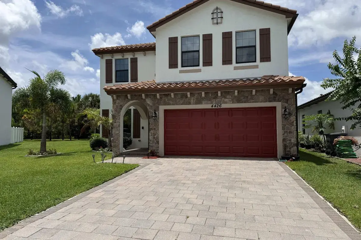 4426 Buena Tara Drive, FL 33413