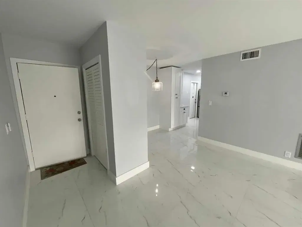 649 W Oakland Park Boulevard W # 211a, Oakland Park FL 33311