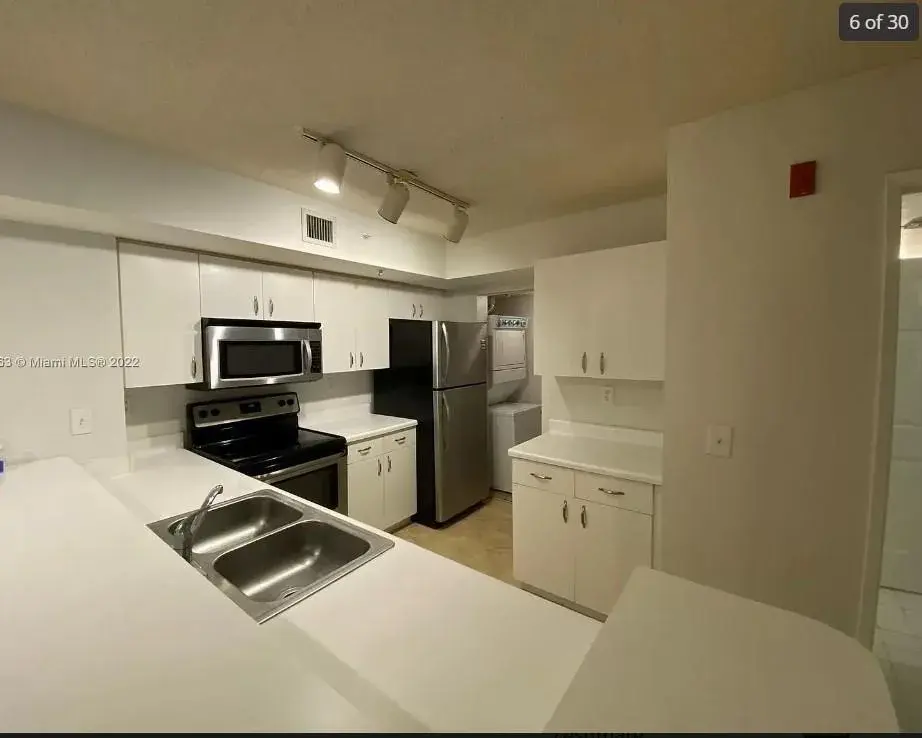 2600 S University Drive # 207, Davie FL 33328